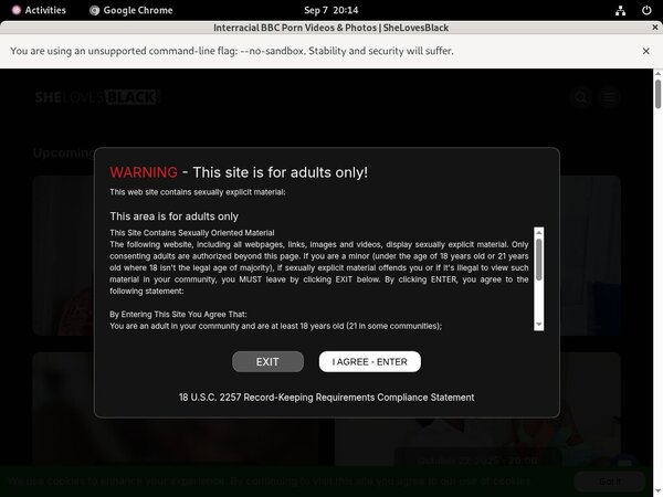 Shelovesblack Footjob